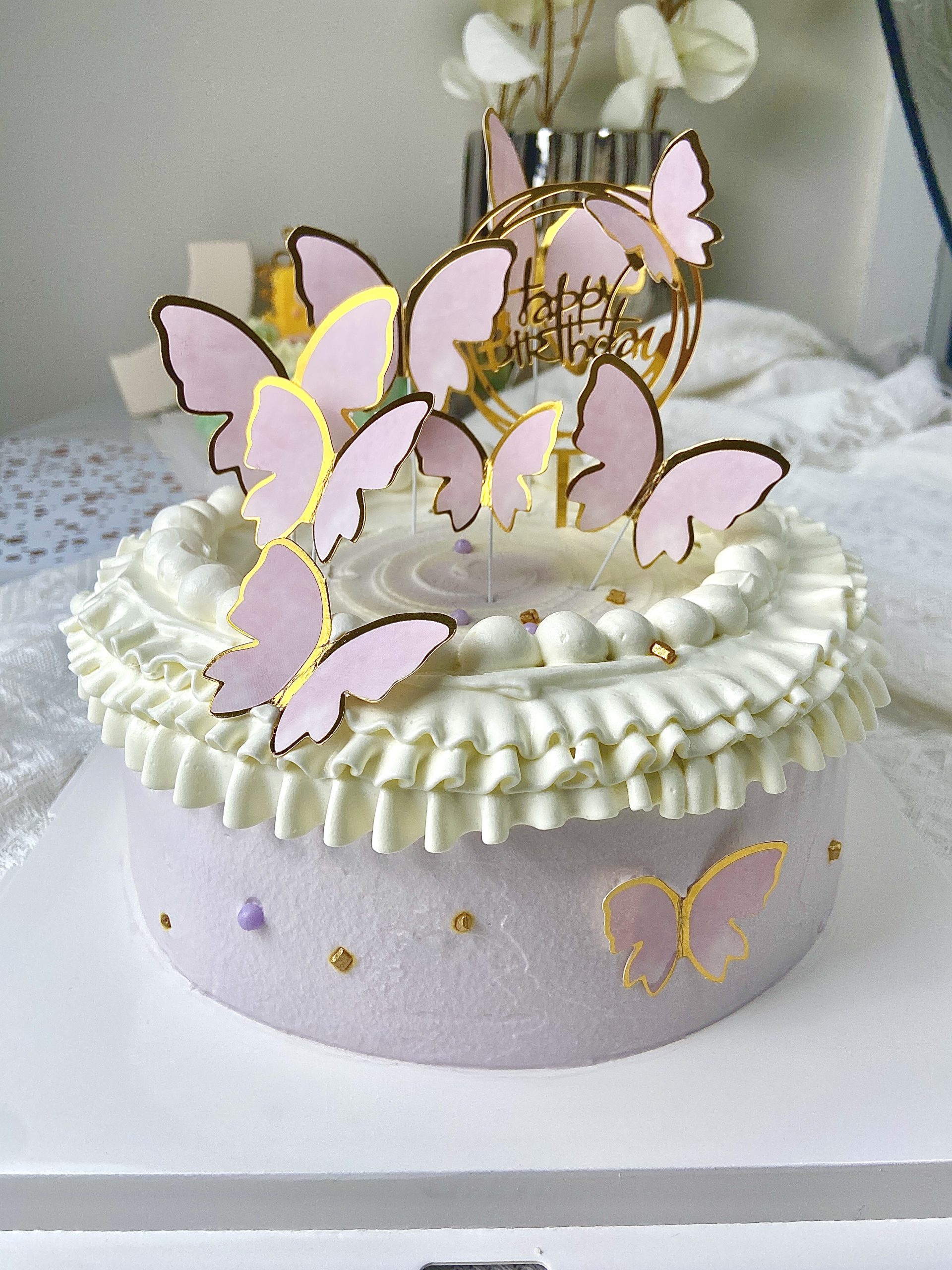 Butterfly-Themed Cake - Image 3