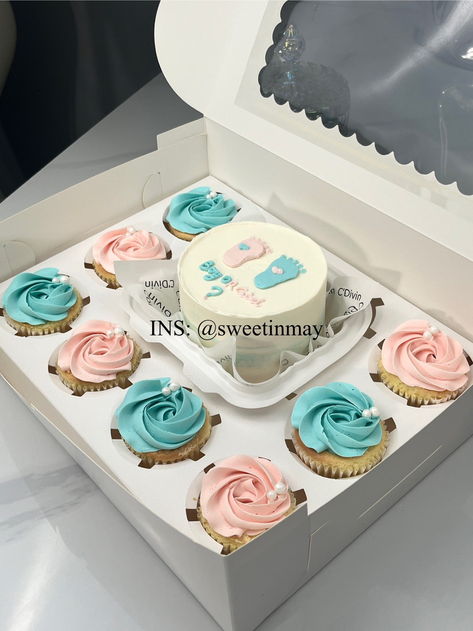 Gift Box for Friends - Image 3