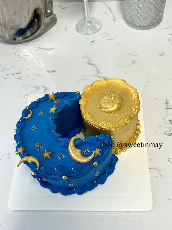 Moon & Sun Cake