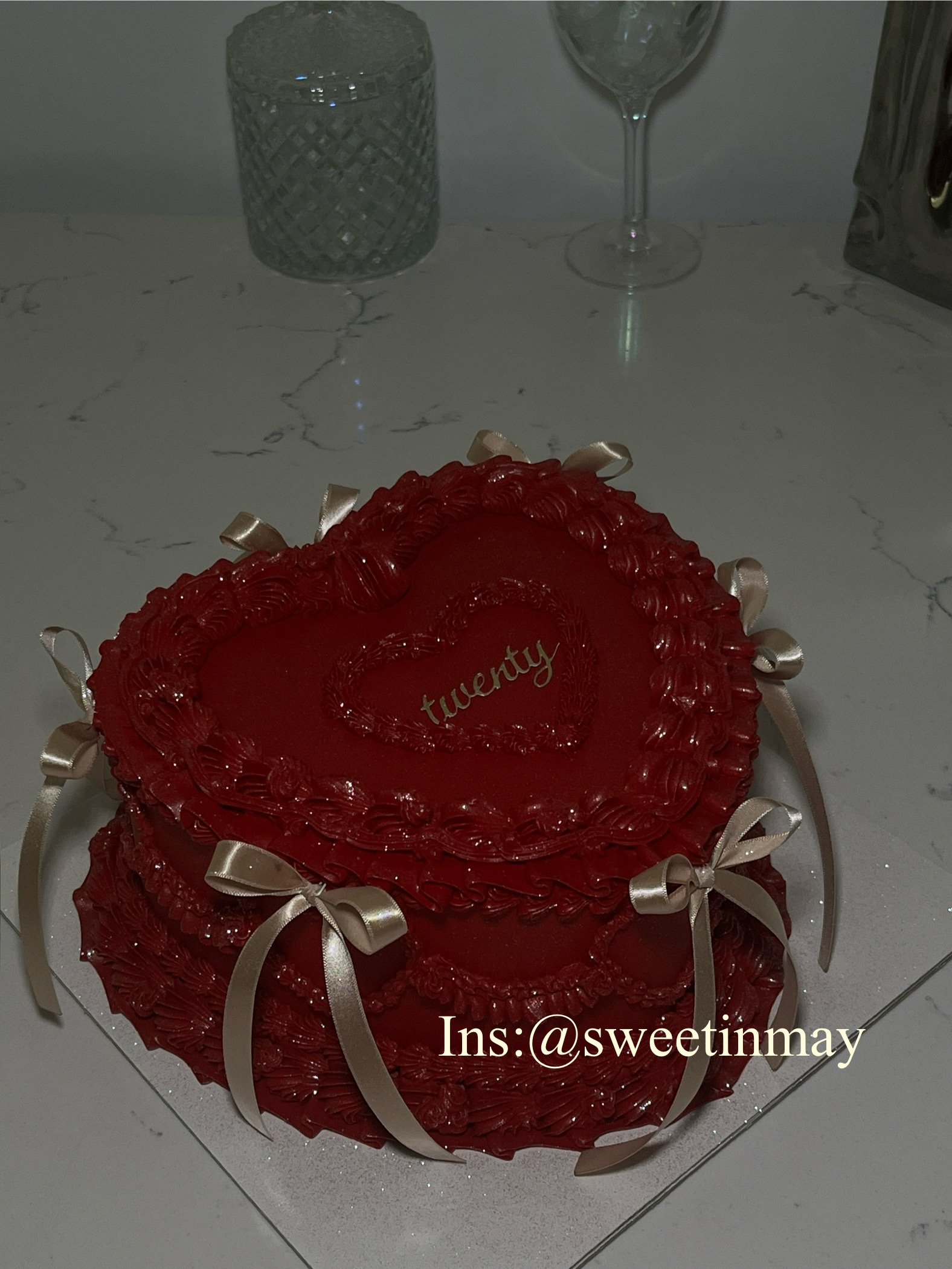 Lambeth Heart Cake - Image 3