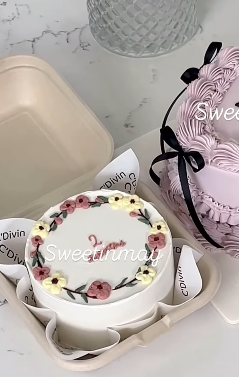 Cute Floral Bento Cake