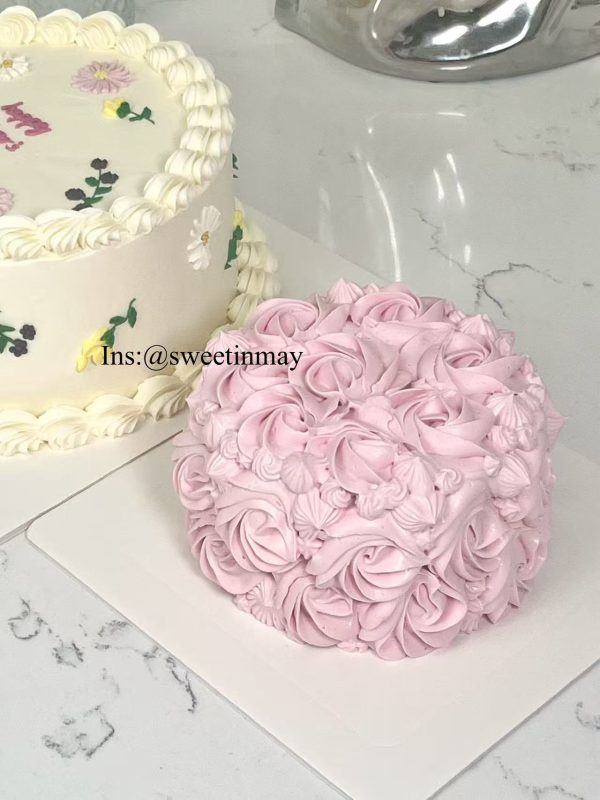Rosette Cake